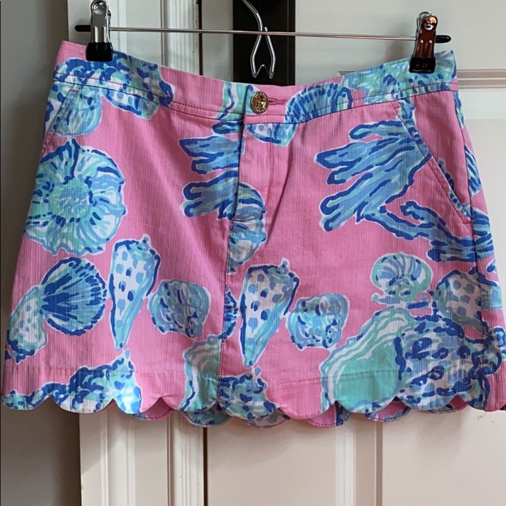 LILLY PULITZER SCALLOP HEM SKORT
